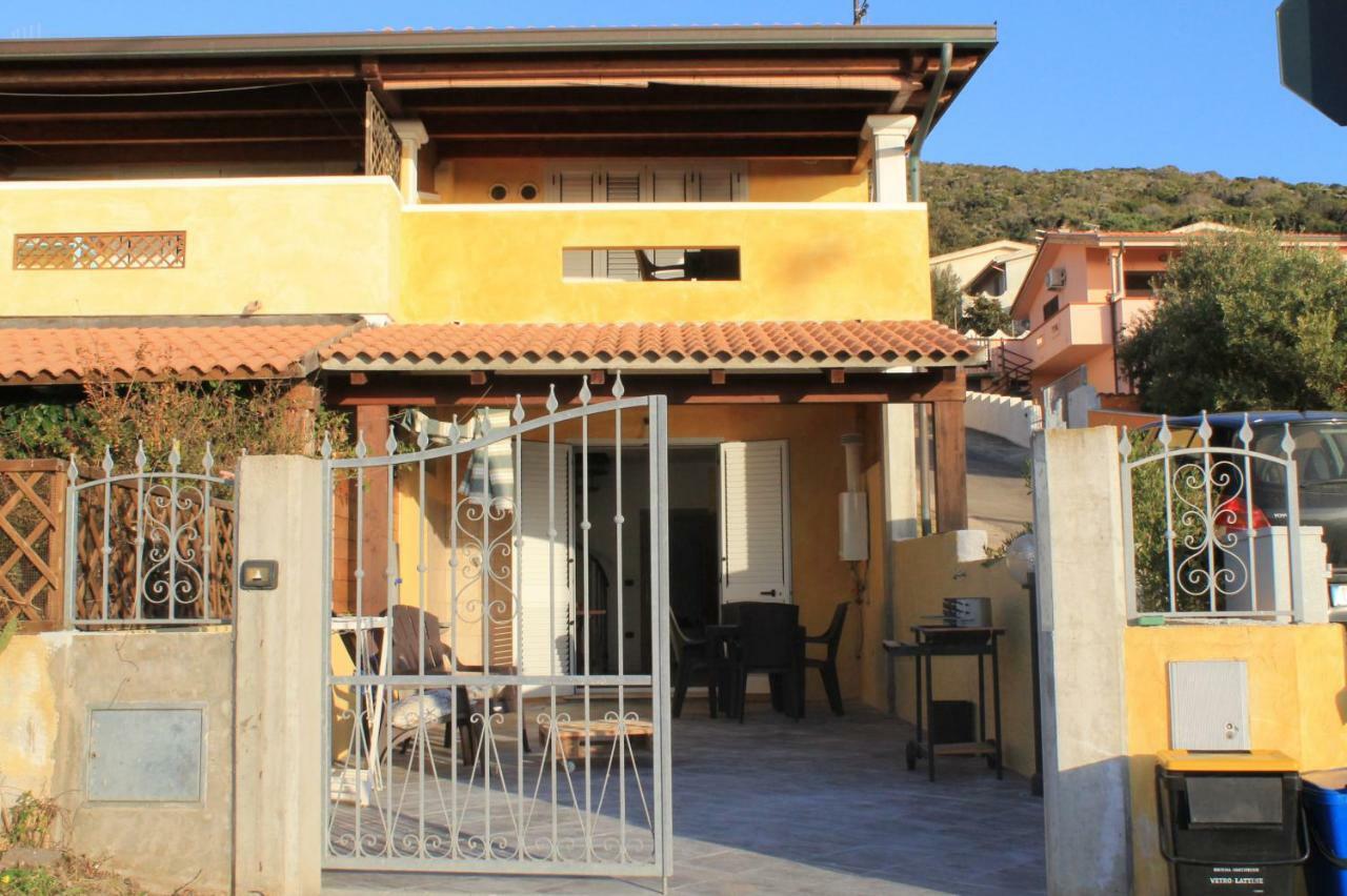 La Casa Di Angelo Apartment Tresnuraghes Exterior photo